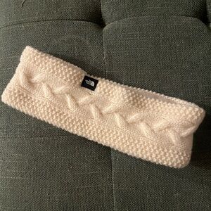 NWOT The North Face Ivory Cable Knit Headband/Ear Warmer